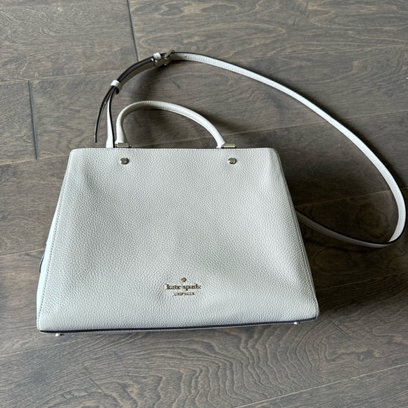 kate spade Handbags - Kate Spade Capucino and ivory Leather Tote Bag